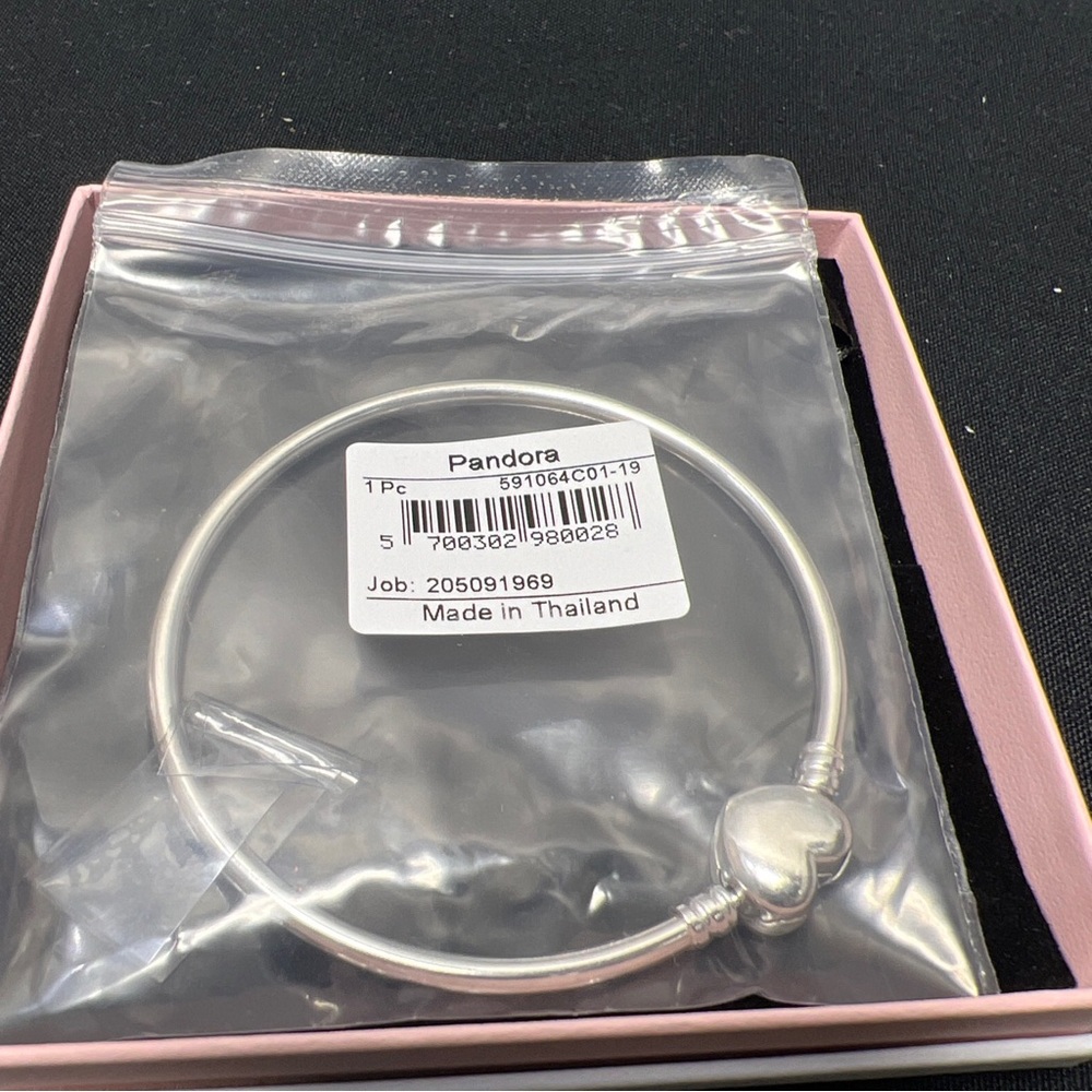 NEW PANDORA 591064C01 925 CZ Entwined Infinite Hearts Bangle Charm Bracelet